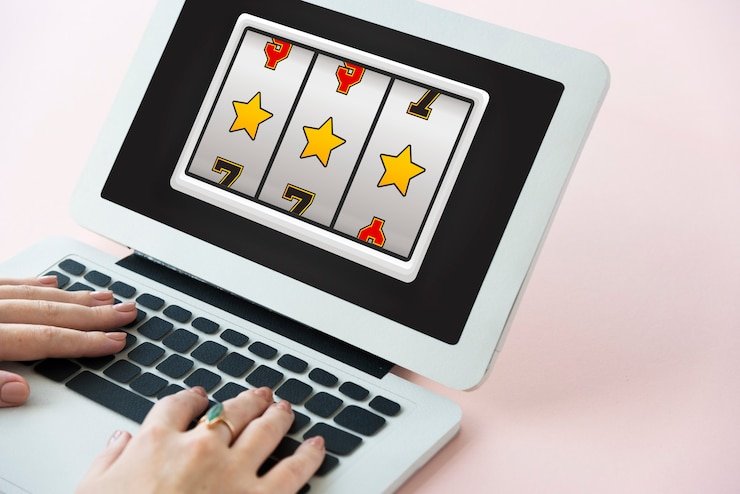 QRIS dan LinkAja sebagai metode pembayaran alternatif modern